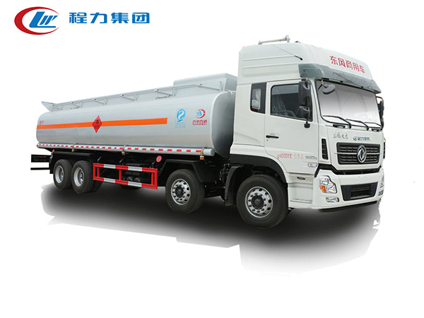 東風天龍前四后八25立方鋁合金運油車