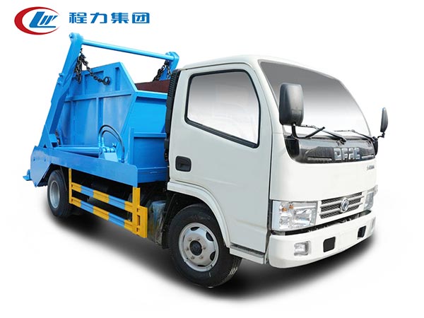 東風小多利卡5方擺臂垃圾車