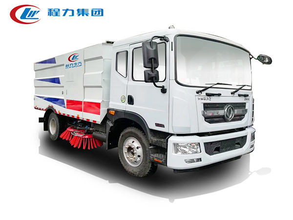 東風10方掃路車