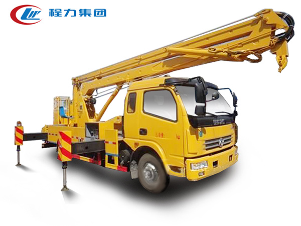 東風D7多利卡18米高空作業(yè)車