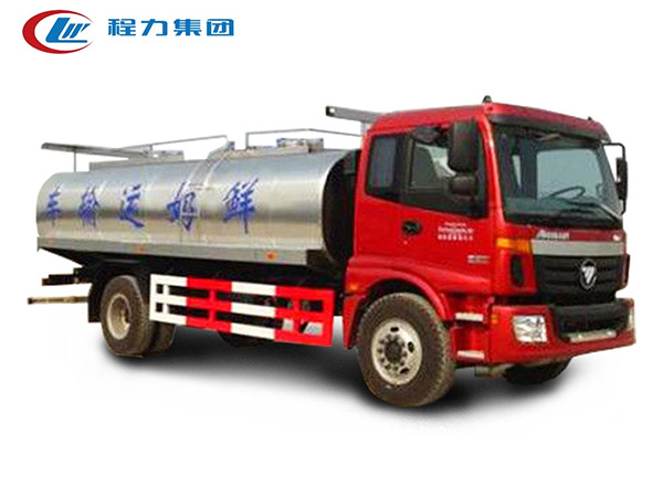 福田鮮奶運輸車