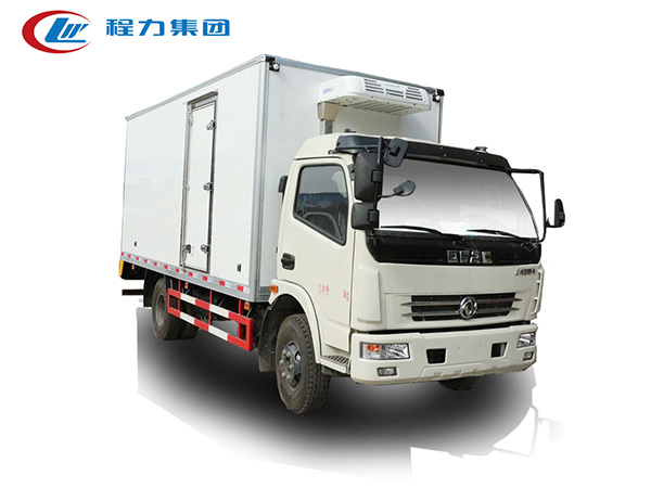 東風多利卡冷藏車