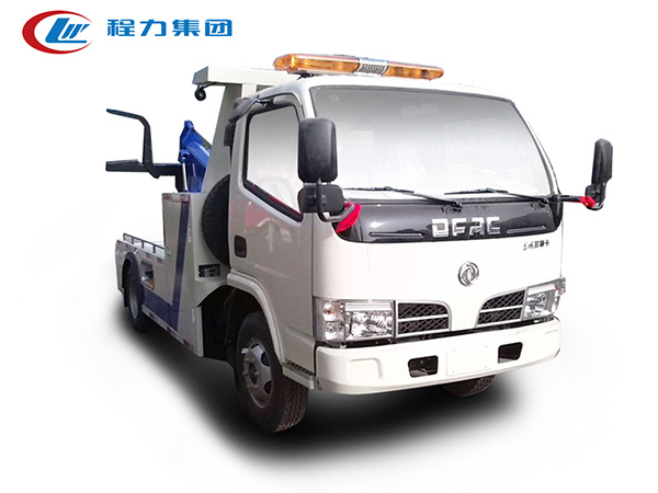 東風小多利卡一拖一清障車