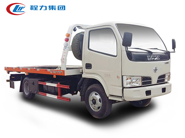 東風多利卡藍牌一拖二清障車