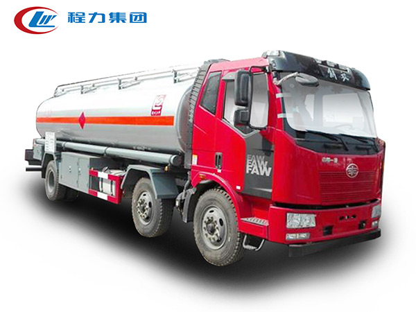 解放J6小三軸鋁合金運油車