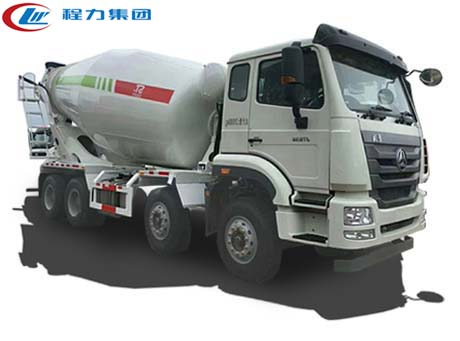 重汽豪瀚12方輕量化水泥攪拌車